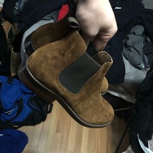 1901 brooks chelsea boot